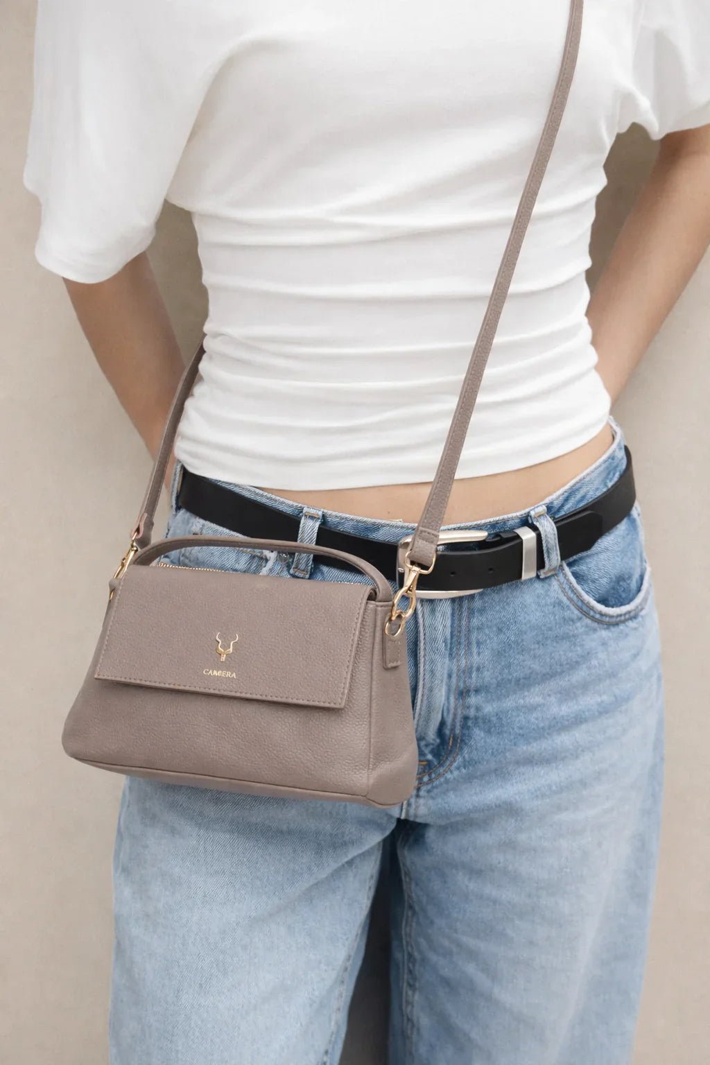 Carrera Arvelia Women’s Leather Bag – Floater Leather Shoulder & Top Handle Bag for Everyday Elegance | Minimal & Handcrafted