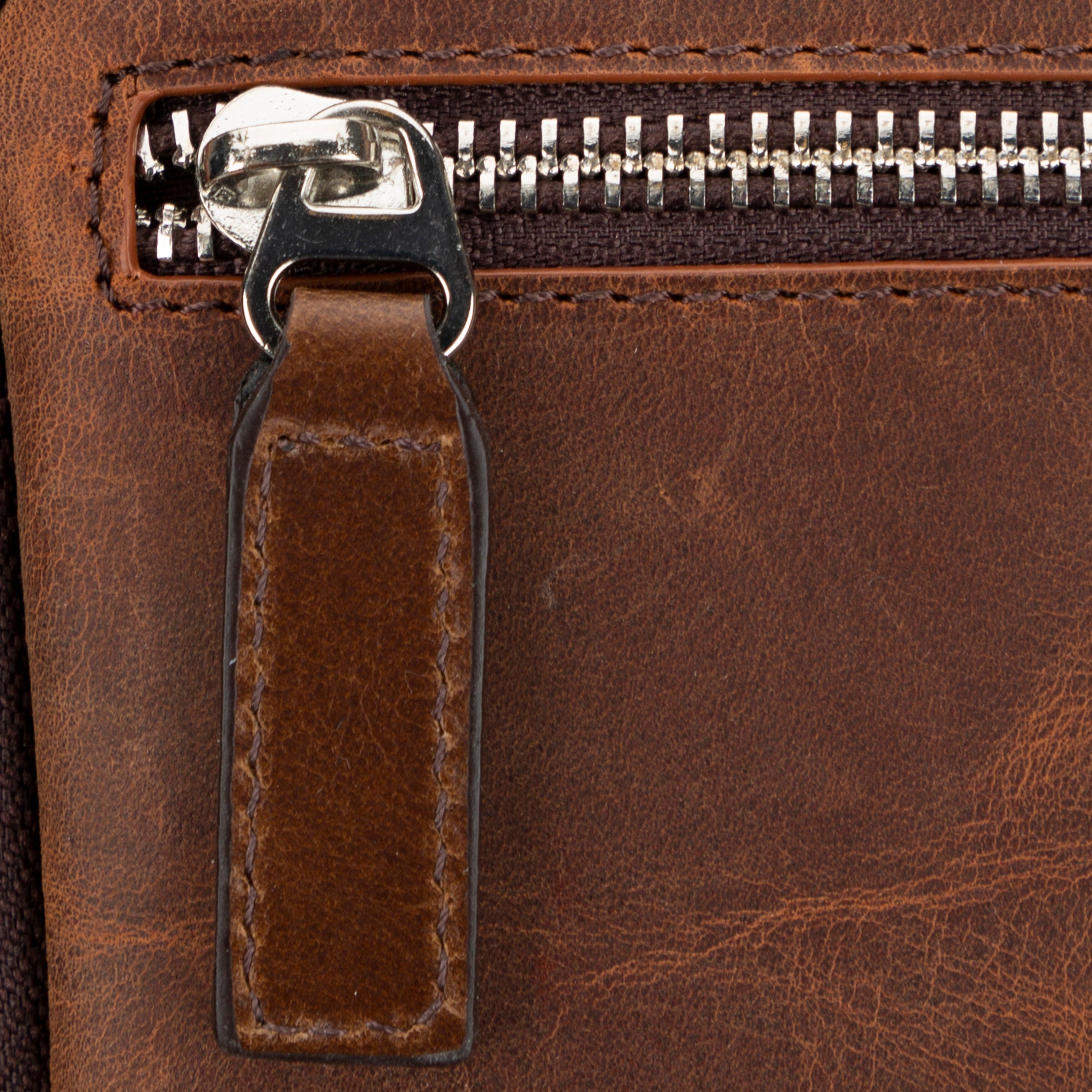 Nino Leather Bag – Genuine Leather Crossbody Bag for Men & Women for Everyday Elegance | Minimal & Handcrafted