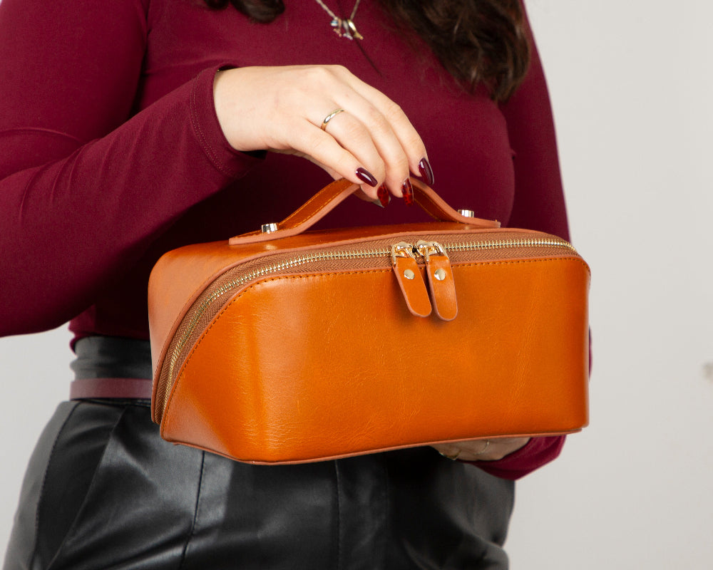 Ella Leather Makeup Bag – Genuine Leather Toiletry & Cosmetic Bag for Women for Travel Elegance | Minimal & Handcrafted