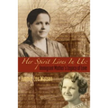 Her Spirit Lives In Us: Immigrant Mother's Legacy of Love - Paperback