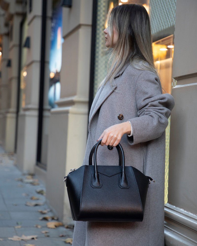 Lorenza Medium Women’s Leather Bag – Genuine Leather Handbag for Everyday Elegance | Minimal & Handcrafted