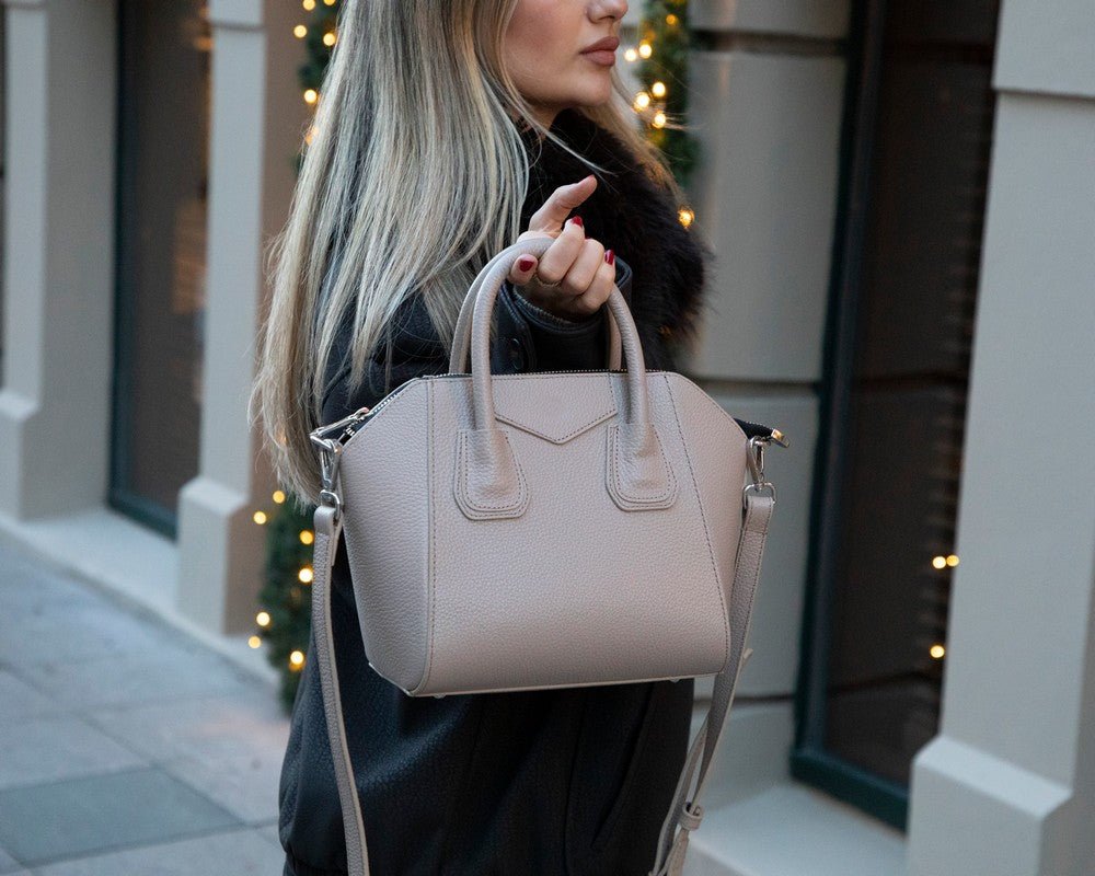 Lorenza Medium Women’s Leather Bag – Genuine Leather Handbag for Everyday Elegance | Minimal & Handcrafted