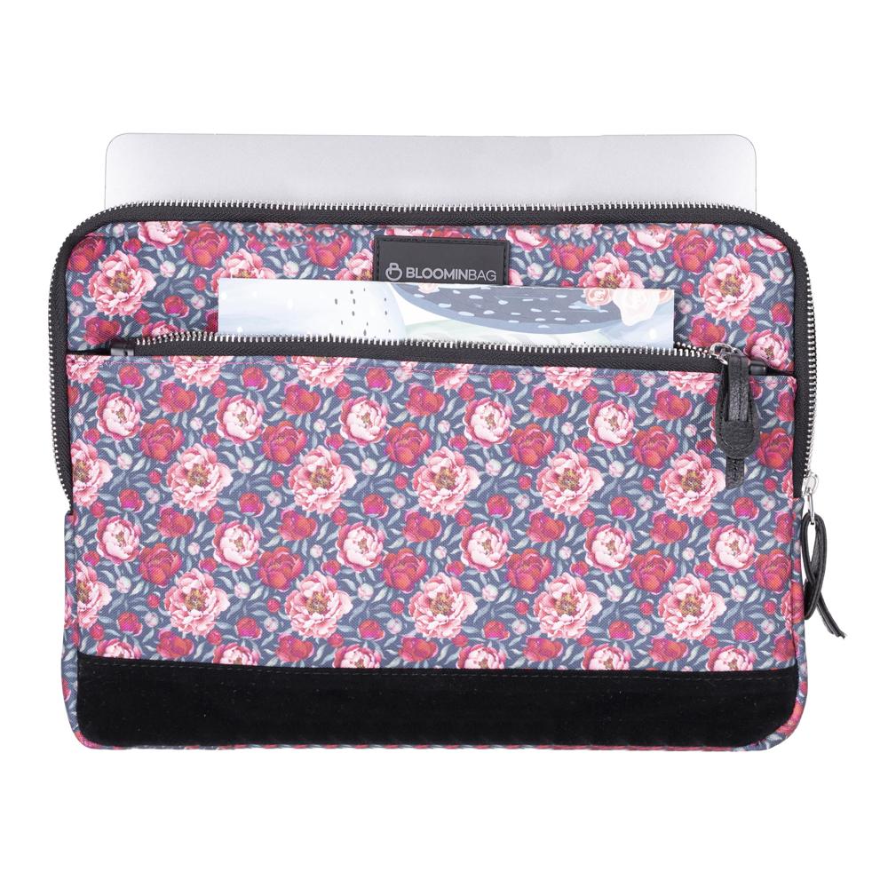 Blossom Lovin' 13 Inch Laptop / MacBook Sleeve