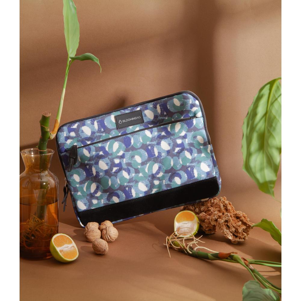 Eternal Circles 13 Inch Laptop / MacBook Sleeve