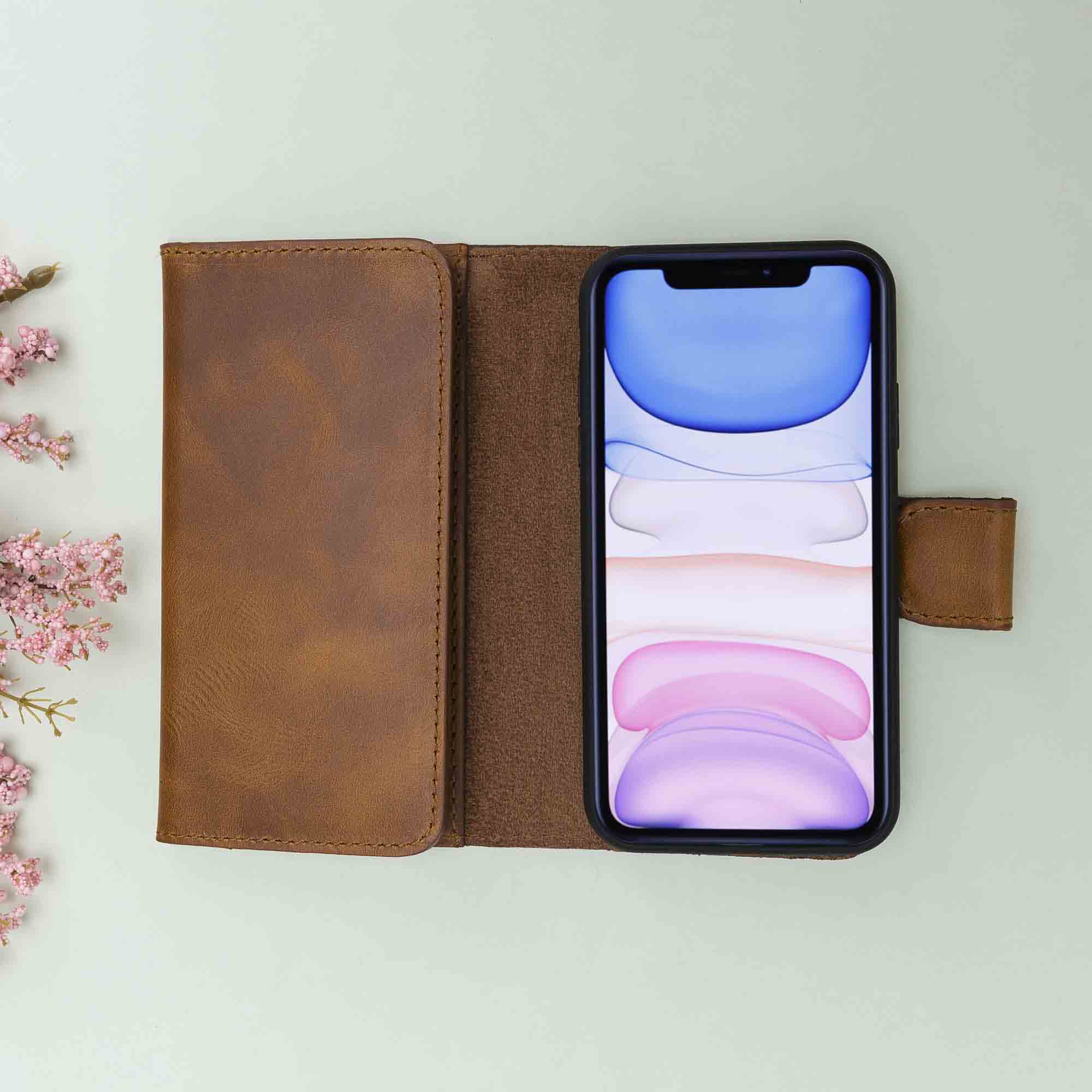 iPhone 11 Pro Leather Wallet Case Detachable RFID – Santa